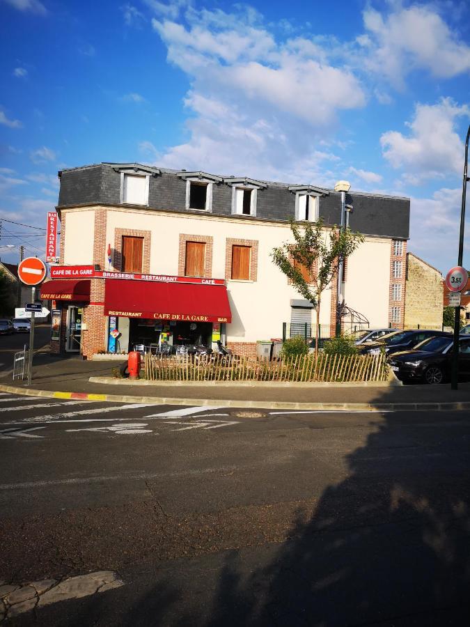 Cafe De La Gare Hotel Bessancourt Exterior photo